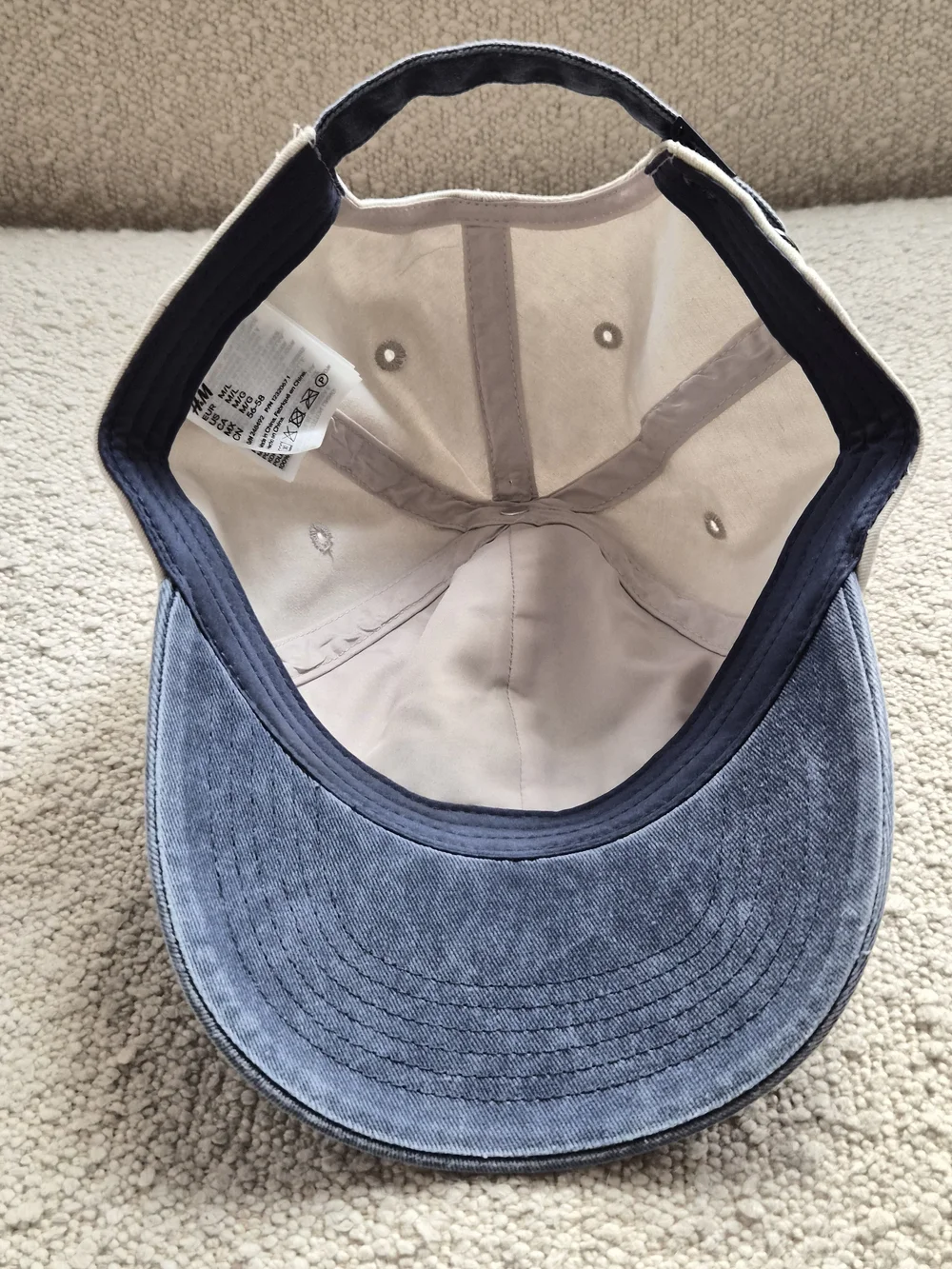 H&M The Hamptons Country Club Embroidered Baseball Cap | Cream & Blue M/L